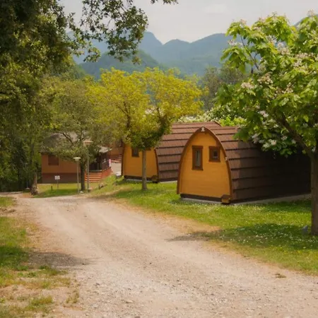 Camping Vidra * Vidra